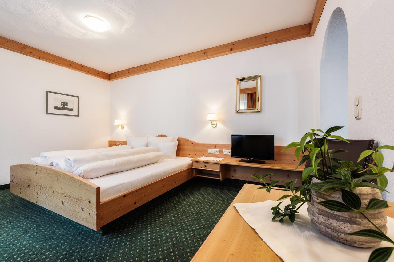 Hotel Regina Serfaus Bagian luar foto